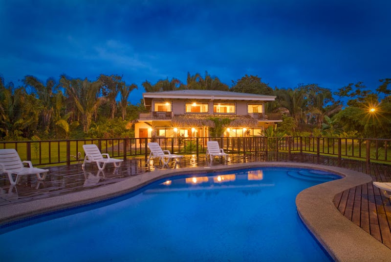 Luxury Villas in Manuel Antonio, Costa RicaTravel Experta Family